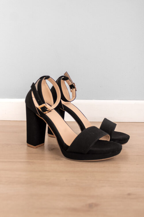 Tacones Punta Abierta Plataforma Baja Negro -50%