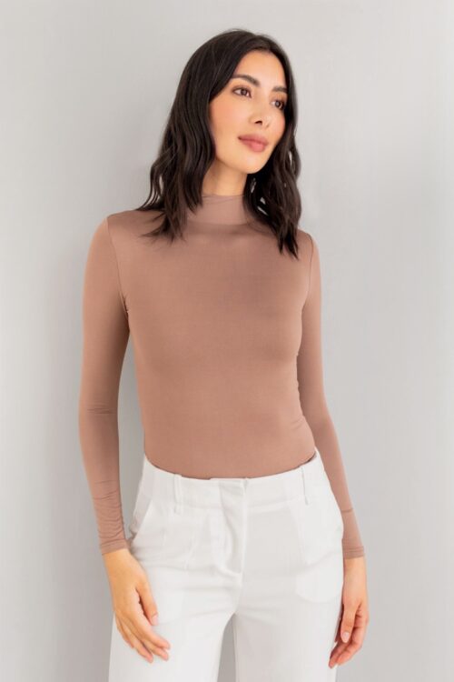 Blusa Manga Larga Cuello Alto Arena