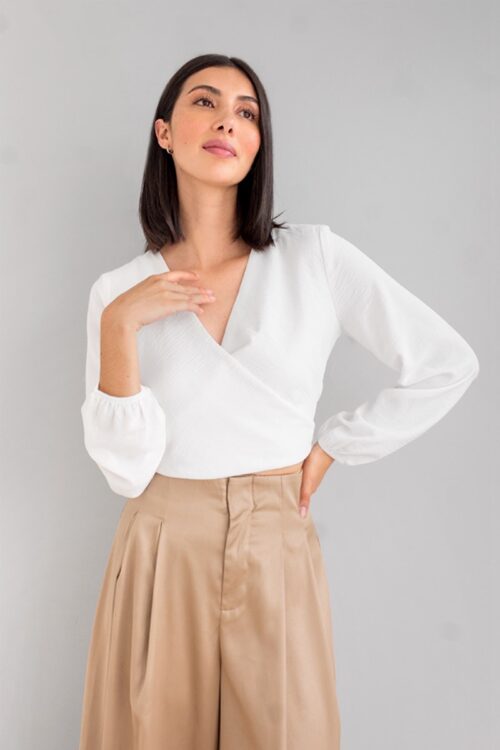 Top Manga Larga Espalda Lazo Blanca