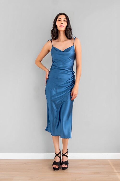 Vestido Midi Tiras Ajustables Azul