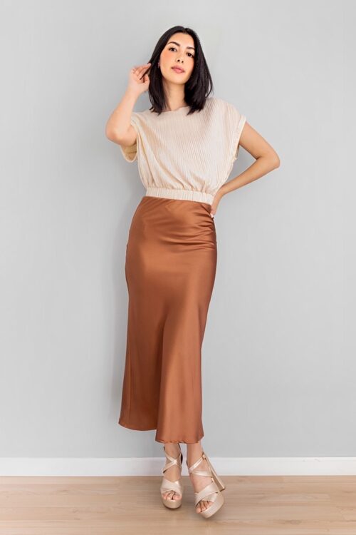 Falda Midi En Satin Café