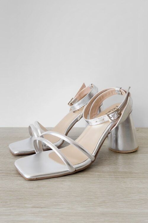 Sandalias Hebilla Tacon Redondo Plateado