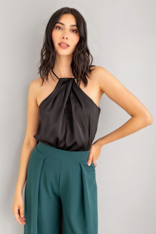 Top Escote Halter Negro