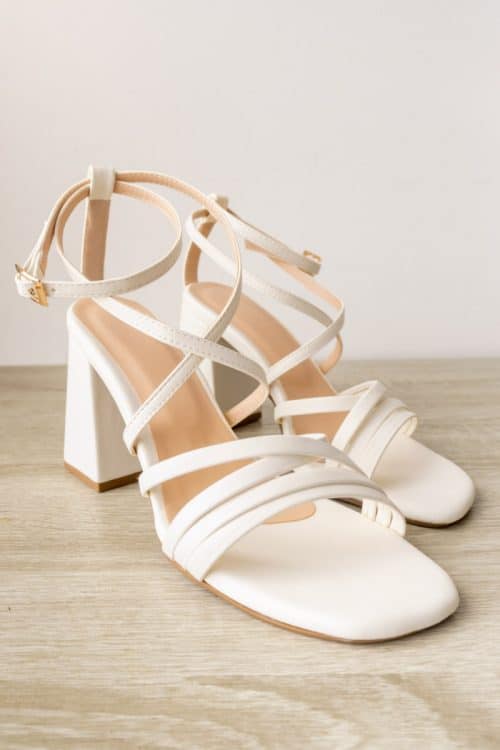 Sandalias Tacon Bajo Entrelazadas Blancas